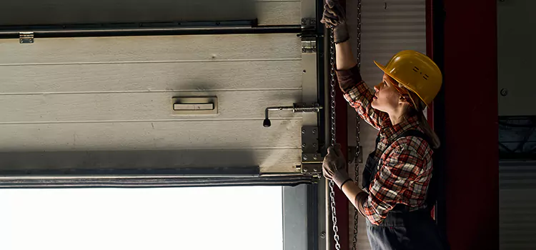 Addressing Common Garage Door Stoppage Issues in Orillia, ON